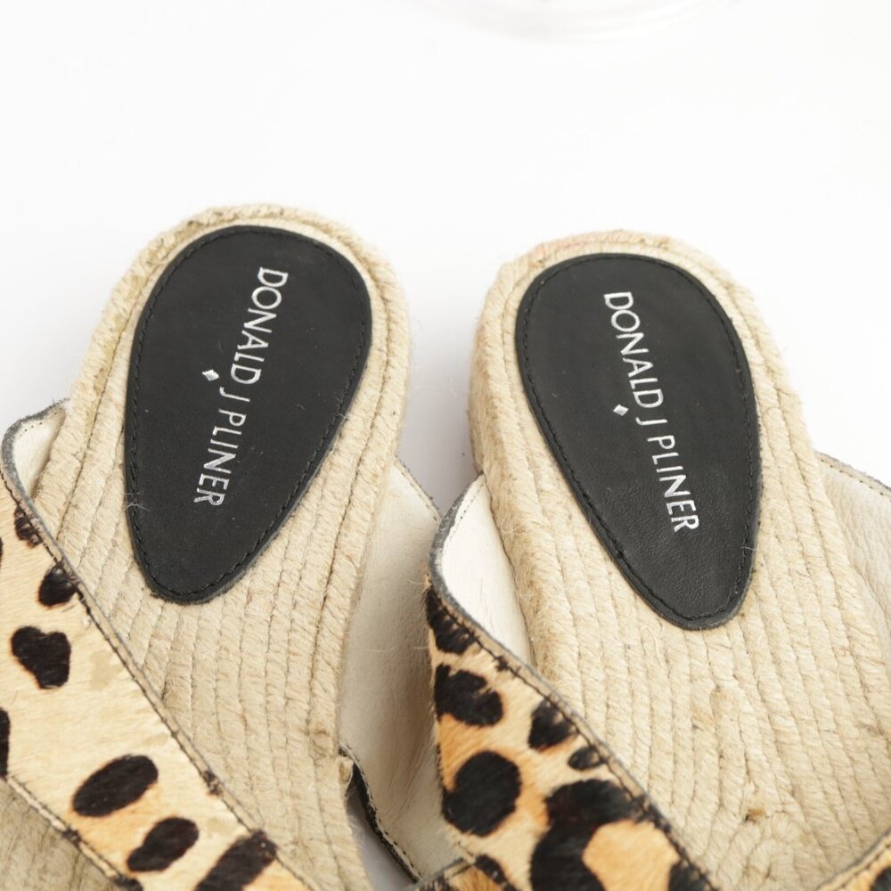 Donald Pliner Womens Kyla Sandal Size 8 Brown Leopard Pony Hair Thong Slide Shoe - Picture 10 of 12